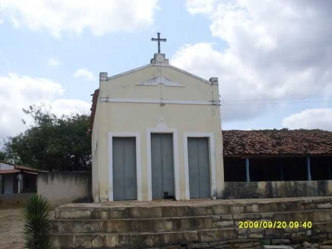 IGREJA DO CERCADO DO MEIO  -  POR LUCILENE BRITO - QUIXER - CE