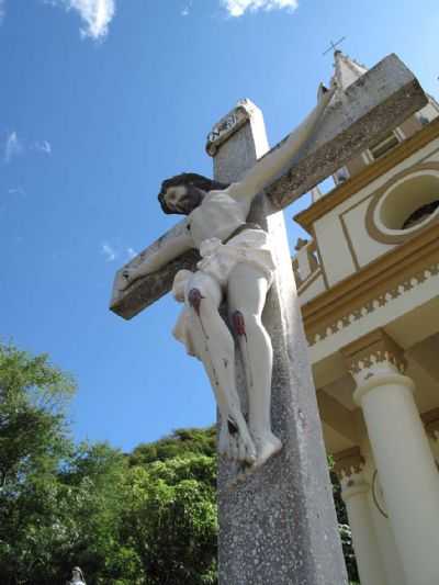 CRISTO DE OUTRO ANGULO, POR MARIA DAS GRACAS SILVA - REDENO - CE