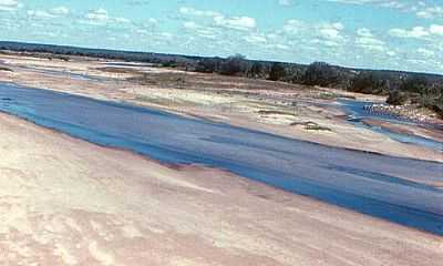 RIO JAGUARIBE POR CELSO M ANDRADE - SO JOO DO JAGUARIBE - CE