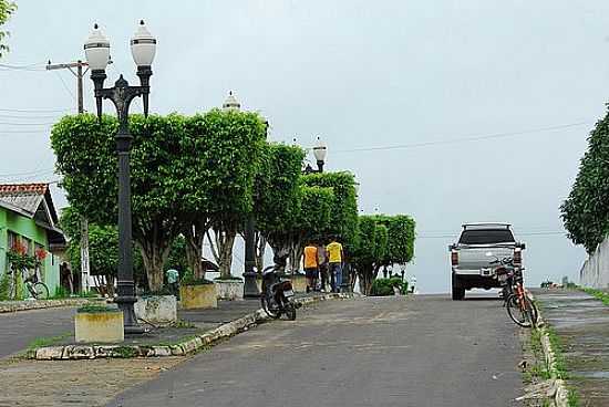 RUA EM RODRIGUES ALVES-FOTO:JEZAFLU=ACRE=BRASIL - RODRIGUES ALVES - AC