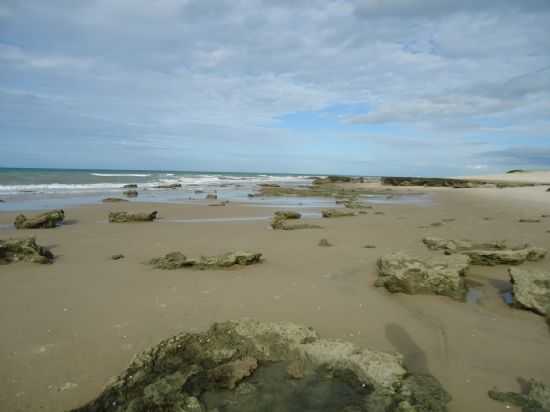 PRAIA DO URUA, POR JARBAS - SUCATINGA - CE