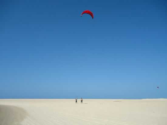 PRAIA DO URUA, POR JARBAS - SUCATINGA - CE