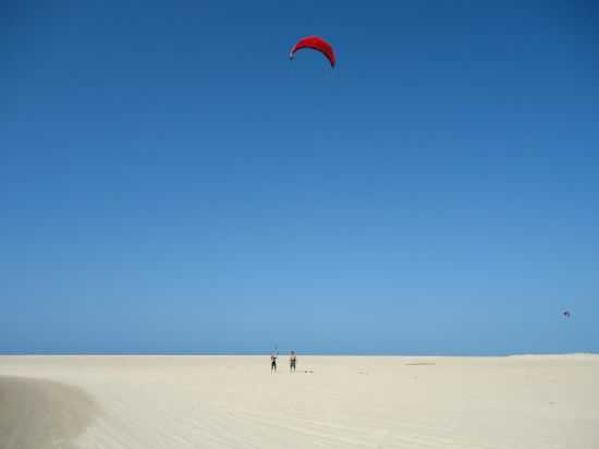 PRAIA DO URUA, POR JARBAS - SUCATINGA - CE