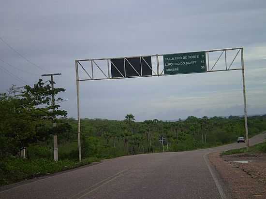 TABULEIRO DO NORTE-CE-CHEGANDO NA CIDADE DOS CAMINHONEIROS-FOTO:GWSMELO - TABULEIRO DO NORTE - CE