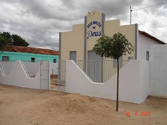TABULEIRO DO NORTE-CE-IGREJA DA ASSEMBLIA DE DEUS NO BAIRRO BOM FUTURO-FOTO:ROBERTODANIELL - TABULEIRO DO NORTE - CE