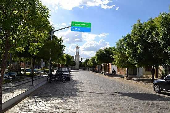 TABULEIRO DO NORTE-CE-PRAA NA RUA MAIA ALARCON-FOTO:JOO HENRIQUE ROSA - TABULEIRO DO NORTE - CE