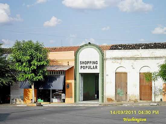 TAMBORIL-CE-SHOPPING POPULAR-FOTO:WLUIZ - TAMBORIL - CE