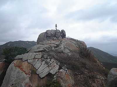 PEDRA BRANCA DA SERRINHA - TAPERUABA POR MARCIANO JARBAS - TAPERUABA - CE