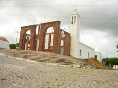 IGREJA DE NOSSA SENHORA DAS ANGSTIAS  - TARRAFAS - CE