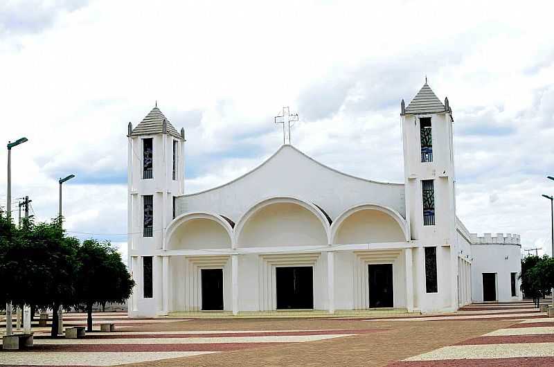 TAU-CE-IGREJA DE SO JOS-FOTO:ARAGO - TAU - CE