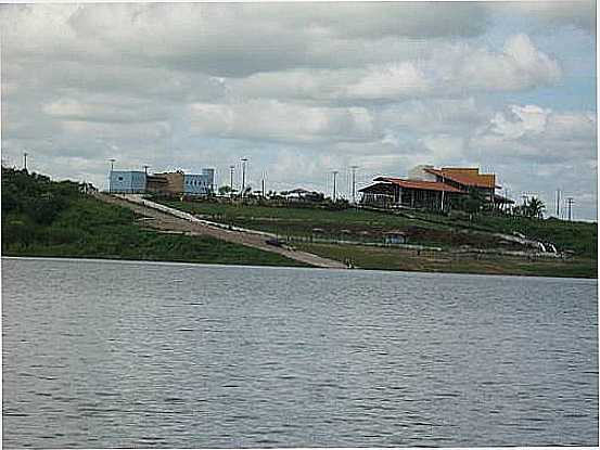 COMPLEXO DO TRUSSU VISTO DA ILHA DA AMIZADE-FOTO:CASTALDELI - TRUSSU - CE