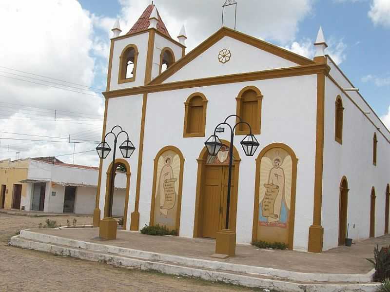 VAZANTES-CE-IGREJA MATRIZ DEPOIS DA REFORMA-FOTO:JOO ARTUR - VAZANTES - CE