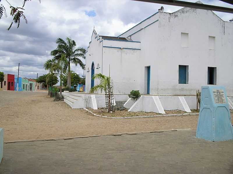 VAZANTES-CE-IGREJA MATRIZ-FOTO:JOO ARTUR - VAZANTES - CE