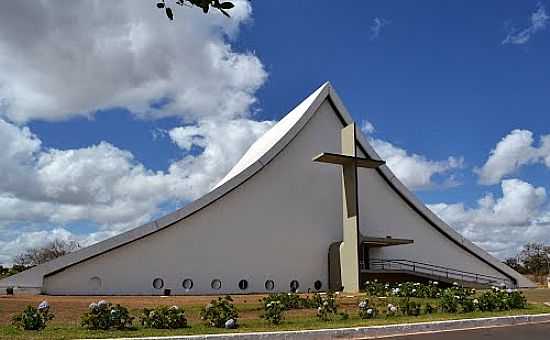 CATEDRAL RAINHA DA PAZ EM BRASILIA-DF-FOTO:AROLLDO COSTA OLIVEI - BRASLIA - DF