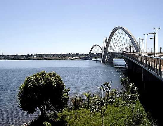 PONTE JK EM BRASILIA-DF-FOTO:ANDR BONACIN - BRASLIA - DF