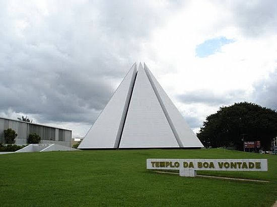 TEMPLO DA LEGIO DA BOA VONTADE EM BRASILIA-DF-FOTO:RN LATVIAN31 - BRASLIA - DF