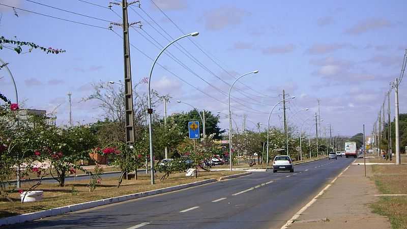 PLANALTINA-DF-AVENIDA INDEPENDNCIA-FOTO:MARQUINHOSBSB - PLANALTINA - DF