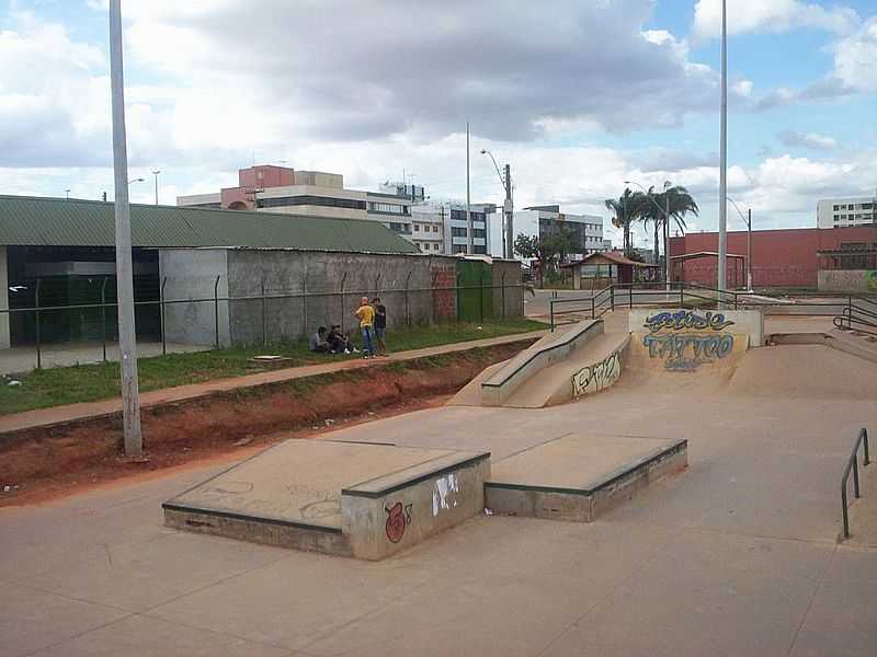 RIACHO FUNDO I-DF-PISTA DE SKATE-FOTO:KHYTHO RAVHASHY - RIACHO FUNDO - DF