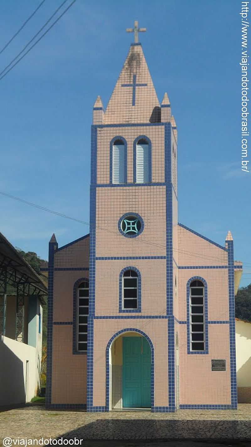 ALFREDO CHAVES-ES-IGREJA DE SO FRANCISACO DE ASSIS NO DISTRITO DE CAROLINA-FOTO:SERGIO FALCETTI - ALFREDO CHAVES - ES