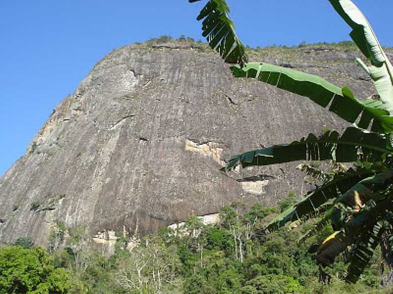 ATLIO VIVCQUA-ES-PEDRA DO MOITO-FOTO:EXPEDICIONRIO SEM RUMO - ATLIO VIVCQUA - ES