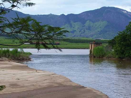 RIO EM BAIXO GUAND-FOTO:RAPHAEL BOASQUIVES - BAIXO GUANDU - ES