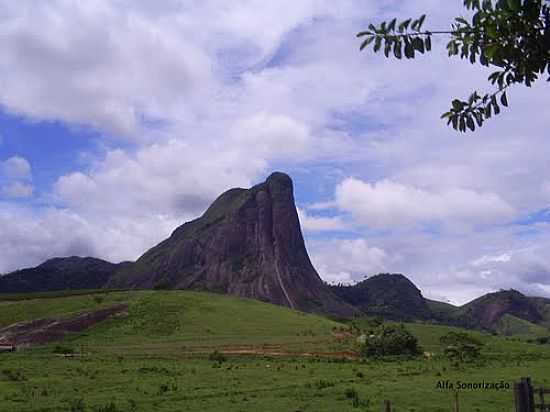 PEDRA DO GARRAFO-FOTO:ALFA SONORIZAO - BARRA DE SO FRANCISCO - ES