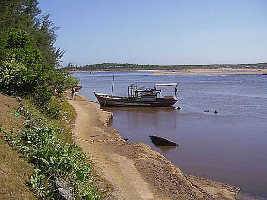 BARCO EM BARRA NOVA-FOTO:ELIAS DE OLIVEIRA - BARRA NOVA - ES