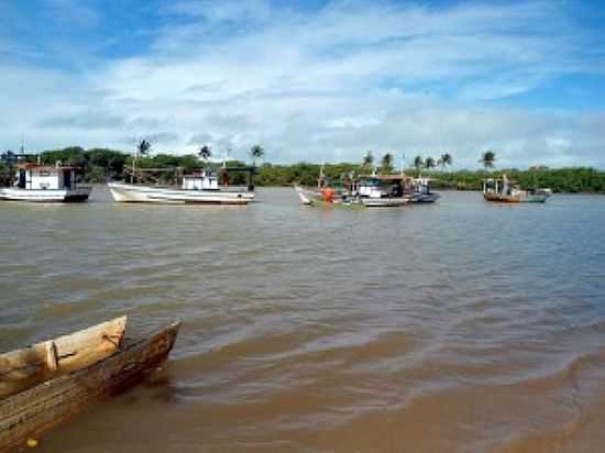 BARRA SECA-ES-ANCORADOURO DA ILHA-FOTO:FOLHAVITORIA.COM.BR - BARRA SECA - ES