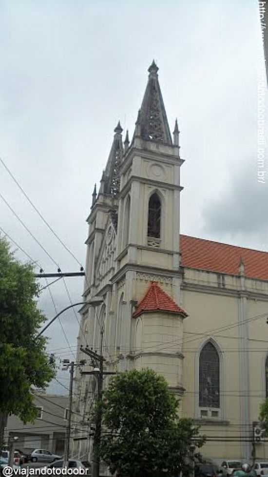 CATEDRAL DE SO PEDRO EM CACHOEIRO DE ITAPEMIRIM-ES-FOTO:SERGIO FALCETTI - CACHOEIRO DE ITAPEMIRIM - ES