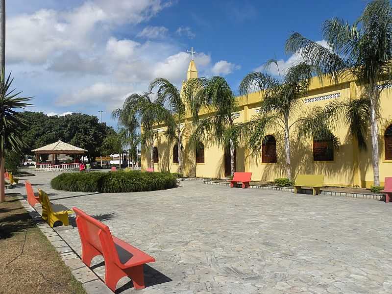 TEOTNIO VILELA-AL-PTIO DA MATRIZ DE N.SRA.DE GUADALUPE-FOTO:ROGRIO SANTOS - TEOTNIO VILELA - AL