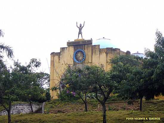 CENTRO ESPRITA FRATER
NIDADE TABAJARA FOTO
VICENTE A. QUEIROZ - CARIACICA - ES