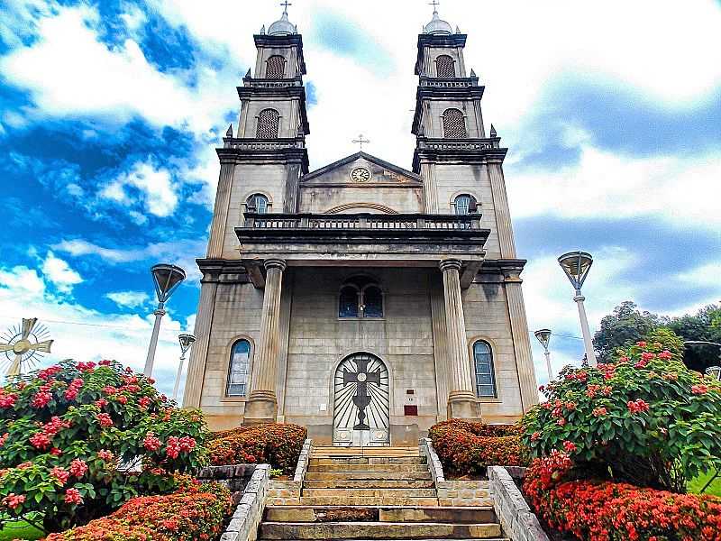 CASTELO-ES-MATRIZ DE N.SRA.DA PENHA-FOTO:CAMINHAGENTE. - CASTELO - ES