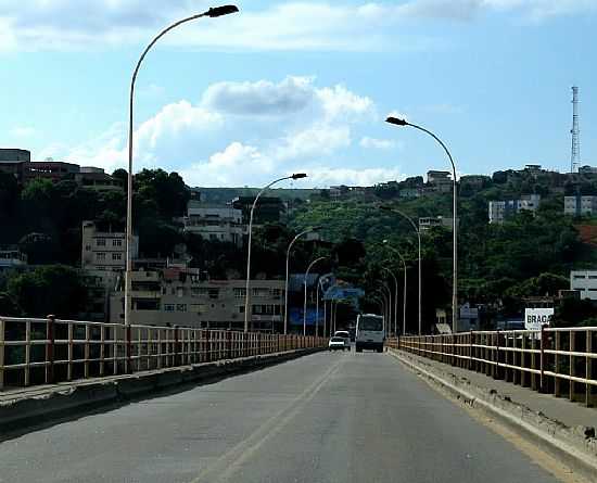 PONTE SOBRE O RIO DOCE EM COLATINA-ES-FOTO:ANDR BONACIN - COLATINA - ES