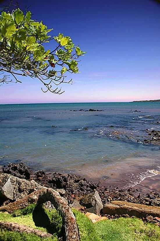 COQUEIRAL-ES-ENTRE A PRAIA DOS PADRES E PRAIA DA SAUNA-FOTO:GASPERAZZO - COQUEIRAL - ES