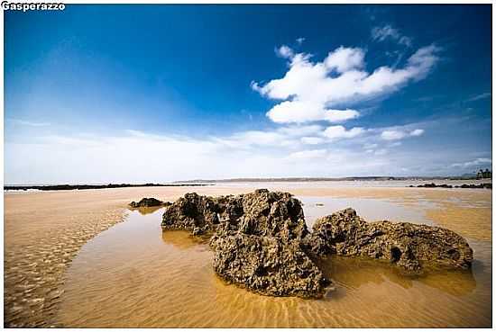 COQUEIRAL-ES-MAR BAIXA NA PRAIA DO COQUEIRAL-FOTO:GASPERAZZO - COQUEIRAL - ES