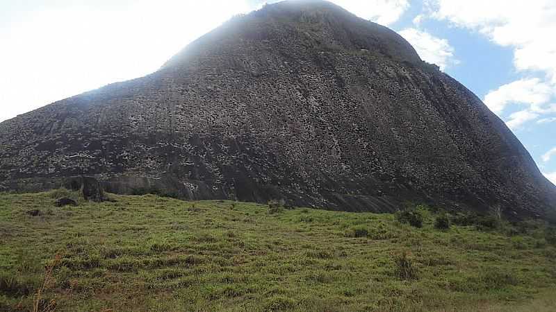 COTAXE-ES-PEDRA DA VIVA-FOTO:GENEZIO LEMOS DE CASTRO  - COTAXE - ES