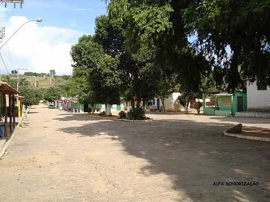 PRAA NA RUA TOLENTINO XAVIER RIBEIRO-FOTO:ALFA SONORIZAO - COTAXE - ES