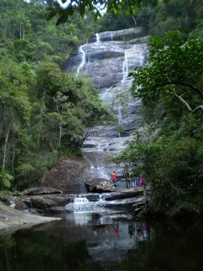 CACHOEIRA ALTA, POR ROSRIA - DIVINO DE SO LOURENO - ES