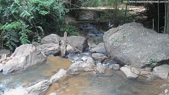 CASCATA DO GALO EM DOMINGOS MARTINS-ES-FOTO:SERGIO FALCETTI - DOMINGOS MARTINS - ES