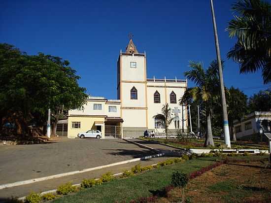 IGREJA EM DORES DO RIO PRETO-FOTO:BELQUIOR - DORES DO RIO PRETO - ES