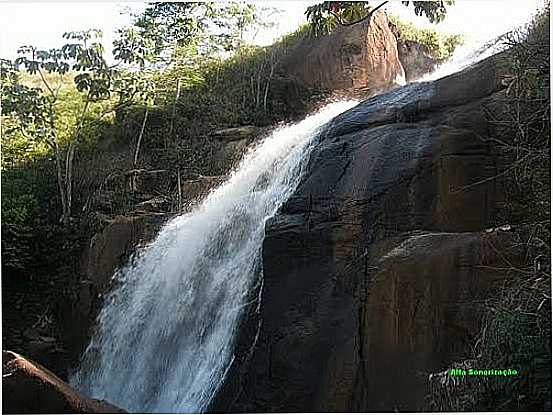 CACHOEIRA DO ARCO-RIS EM ECOPORANGA-FOTO:ALFA SONORIZAO - ECOPORANGA - ES