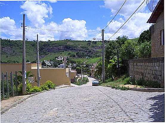 RUA PADRE VICTOR EM ECOPORANGA-FOTO:ALFA SONORIZAO - ECOPORANGA - ES