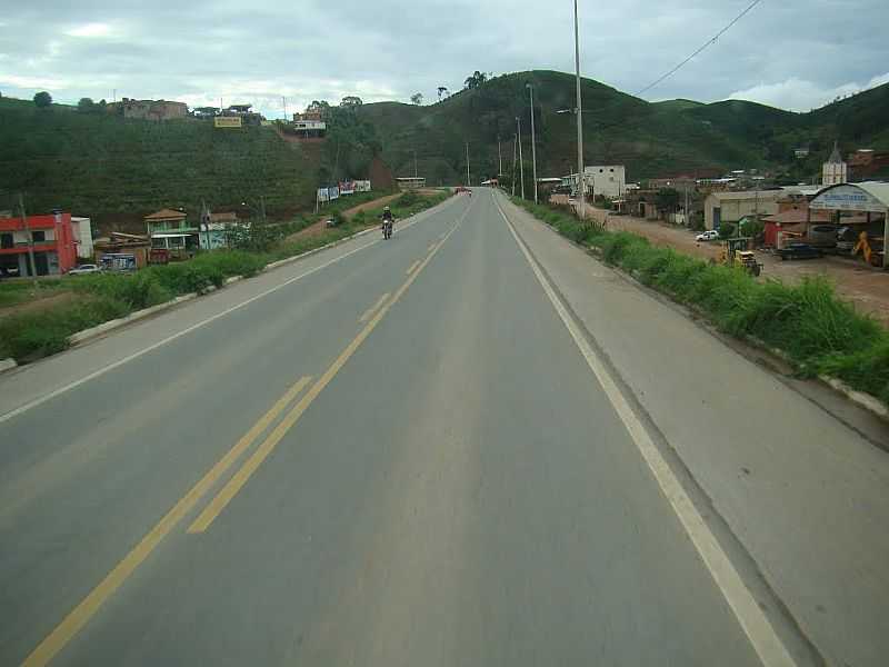 IBATIBA-ES-CHEGANDO NA CIDADE-FOTO:JAIRO NUNES FERREIRA - IBATIBA - ES