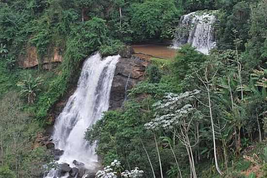 CACHOEIRA DA VOV LUCIA-FOTO:CARLOS A. MENEGHEL - IBITIRU - ES