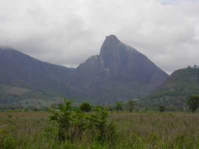 A PEDRA MAIS FAMOSA DA IBITUBA,  POR MARIA  - IBITUBA - ES