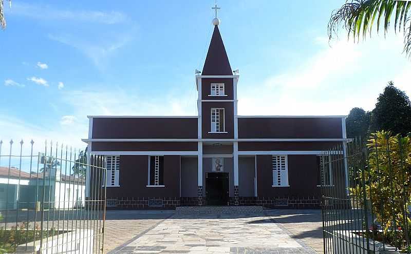 IMBURANA-ES-IGREJA DE SO PEDRO-FOTO:VILAMIR AZEVEDO - IMBURANA - ES