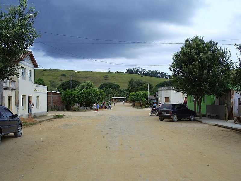 IMBURANA-ES-SADA PARA ITAPEBA-FOTO:ALFA SONORIZAO - IMBURANA - ES