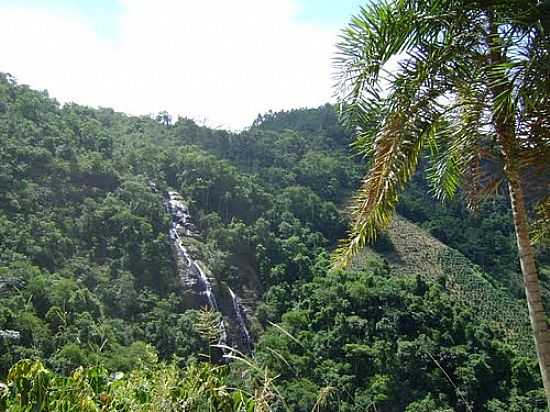 CACHOEIRA EM ALTO SOBREIRO-ITAGUAU-FOTO:LUCIANESC - ITAGUAU - ES