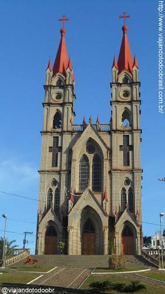 IGREJA MATRIZ DE N.SRA.MEDIANEIRA DE TODAS AS GRAAS EM ITAGUAU-ES-FOTO:SERGIO FALCETTI - ITAGUAU - ES