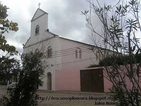 IGREJA MATRIZ DE VILA DE SO FRANCISCO-AL-FOTO:DESCANSOPLOUCURA. - VILA SO FRANCISCO - AL